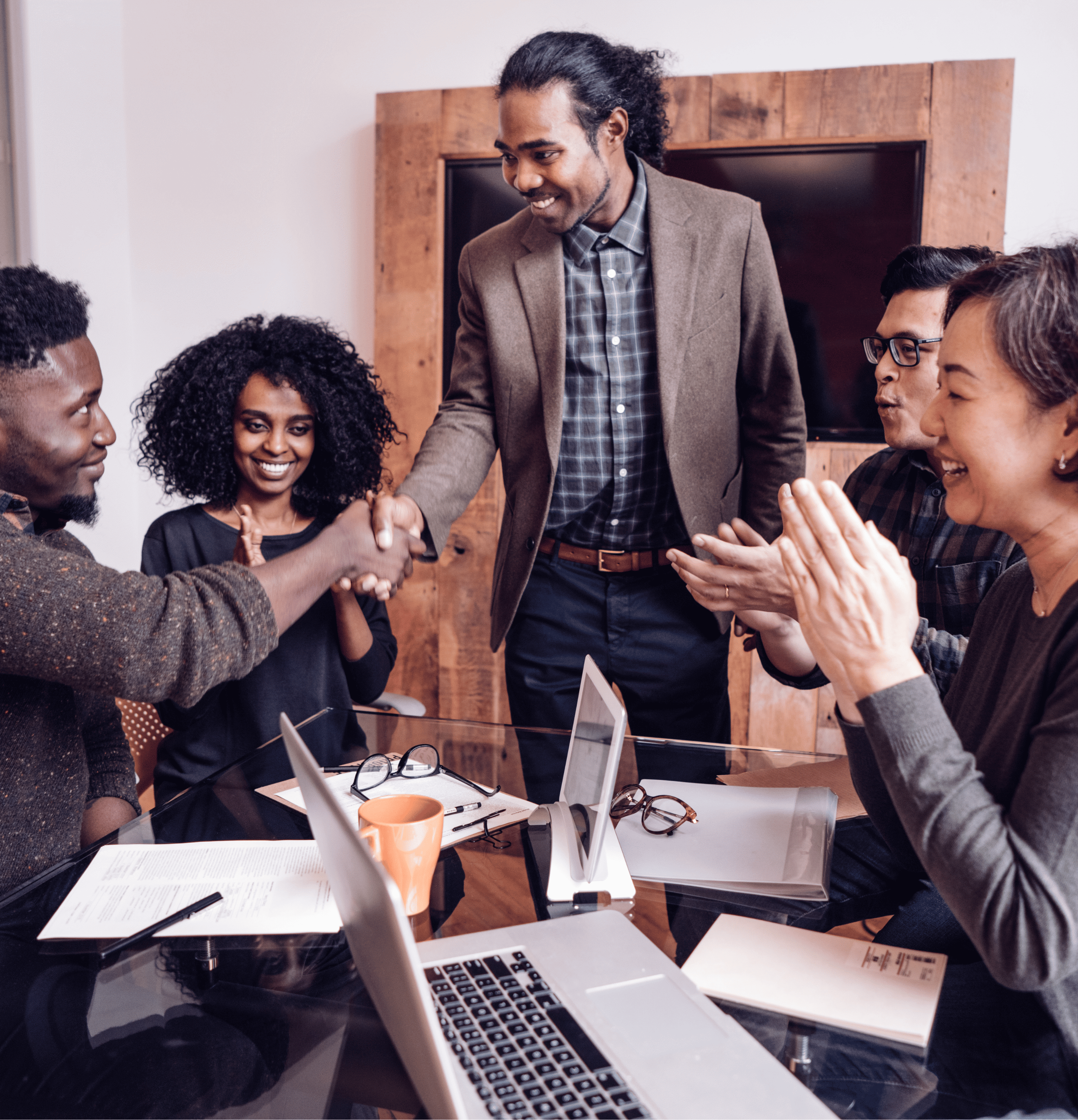 Ilustração de outsourcing e recrutamento